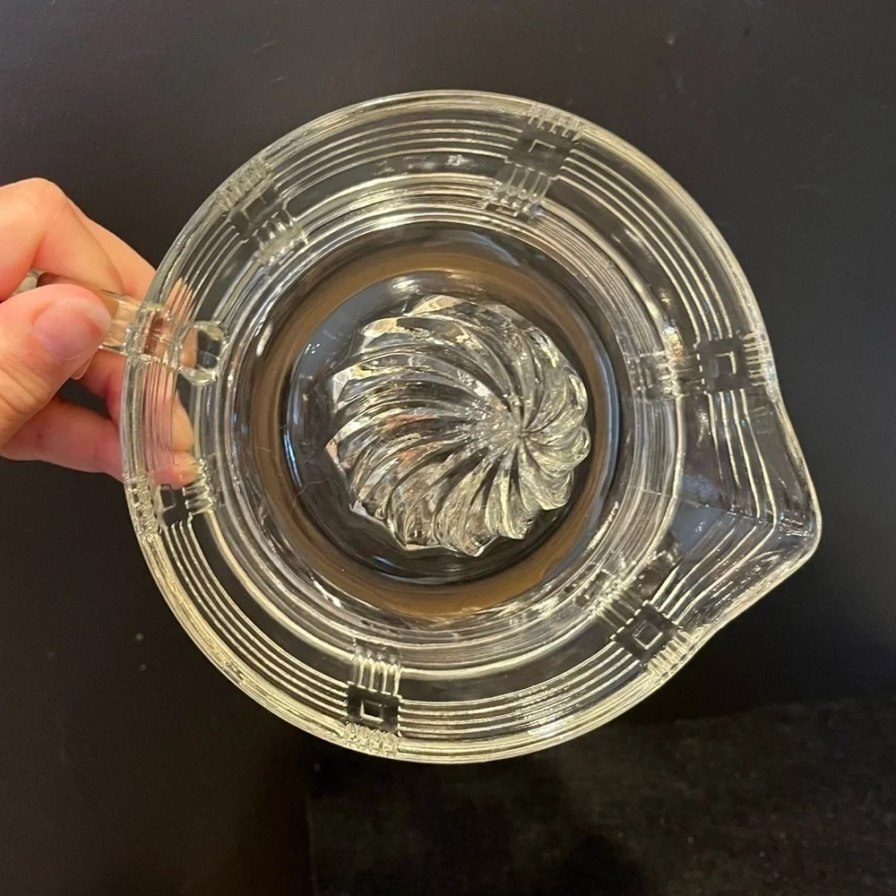 Vintage 1930s Clear Glass Citrus Juicer Lemon Reamer